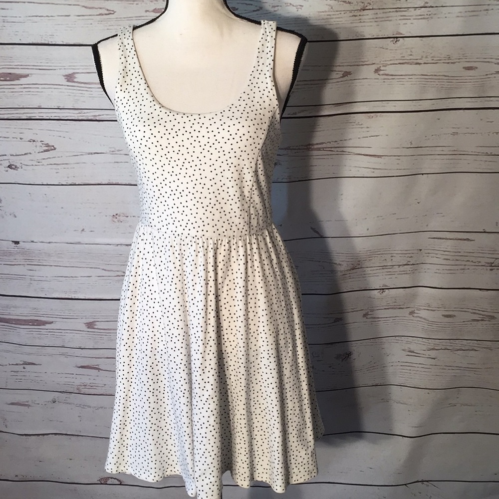 ❤️2/$10 Lauren Conrad Polka dot dress